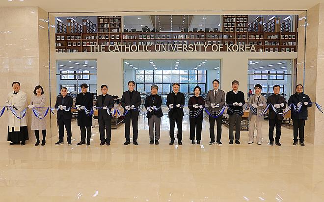 Blessing Ceremony for the <CUK Innovation Hub> on the 2nd Floor of the Central Library